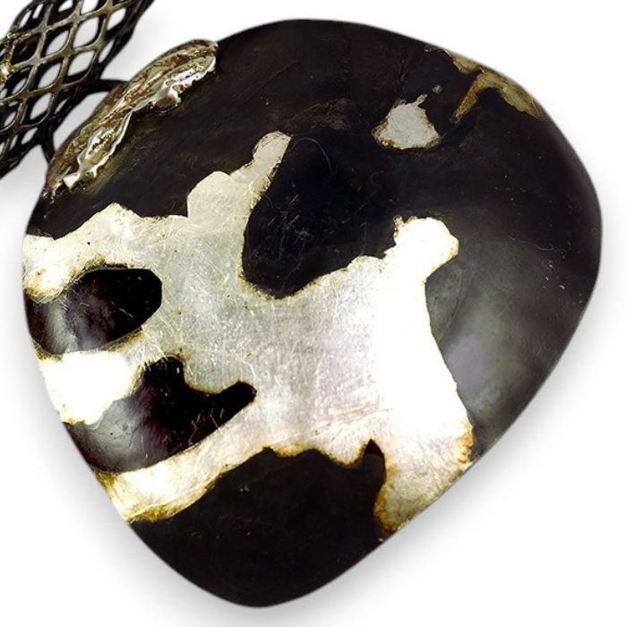Rebel Gold: Keum-boo (Gold and Silver) on Steel with Bette Barnett: Nov. 8 & 9