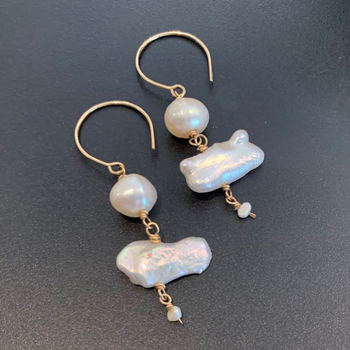 Example of asymmetrical pearl earrings