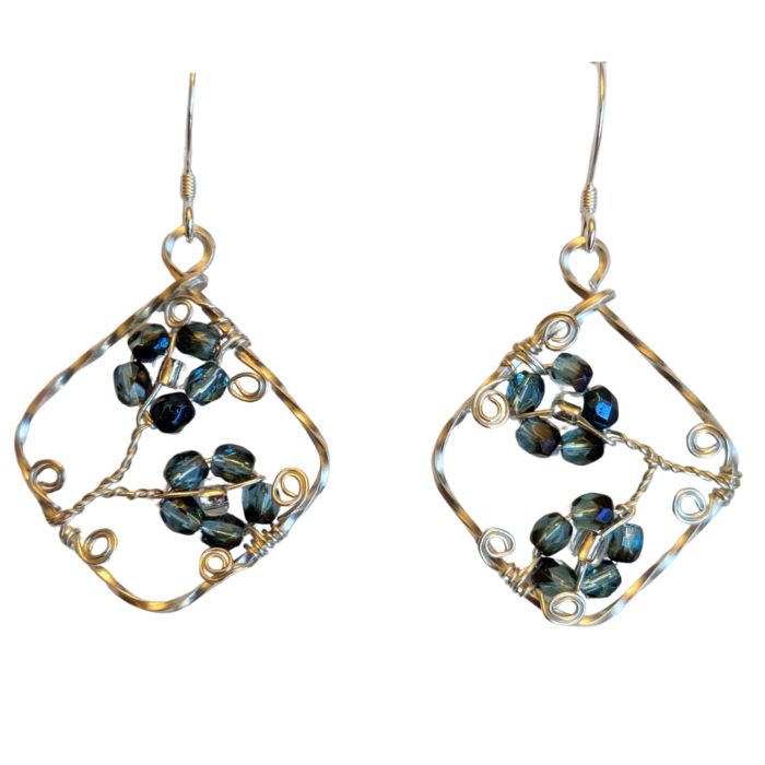 Wirework: Lattice Earrings. May 3, 11:00-1:00