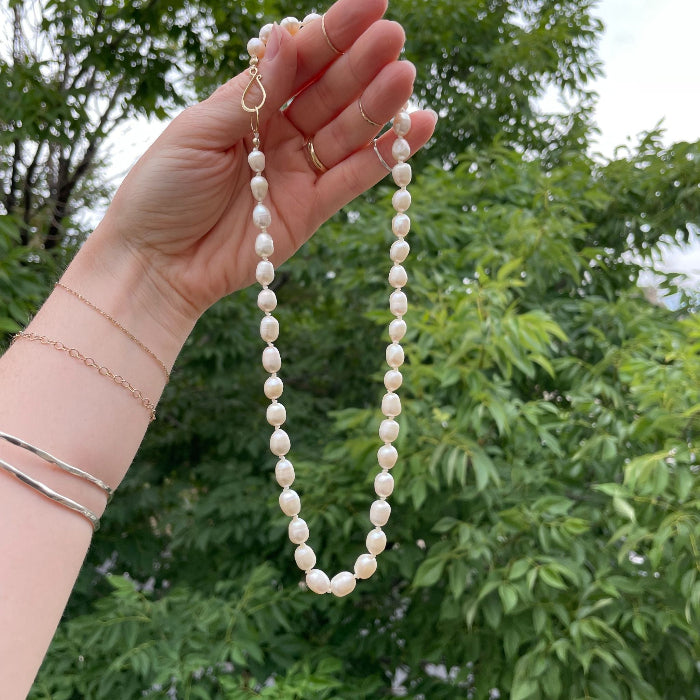 Student sample of pearl-knotted necklace.