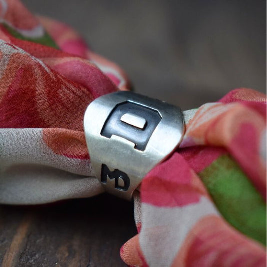 Modern Signet Ring: January 24 from 9:30-5:30