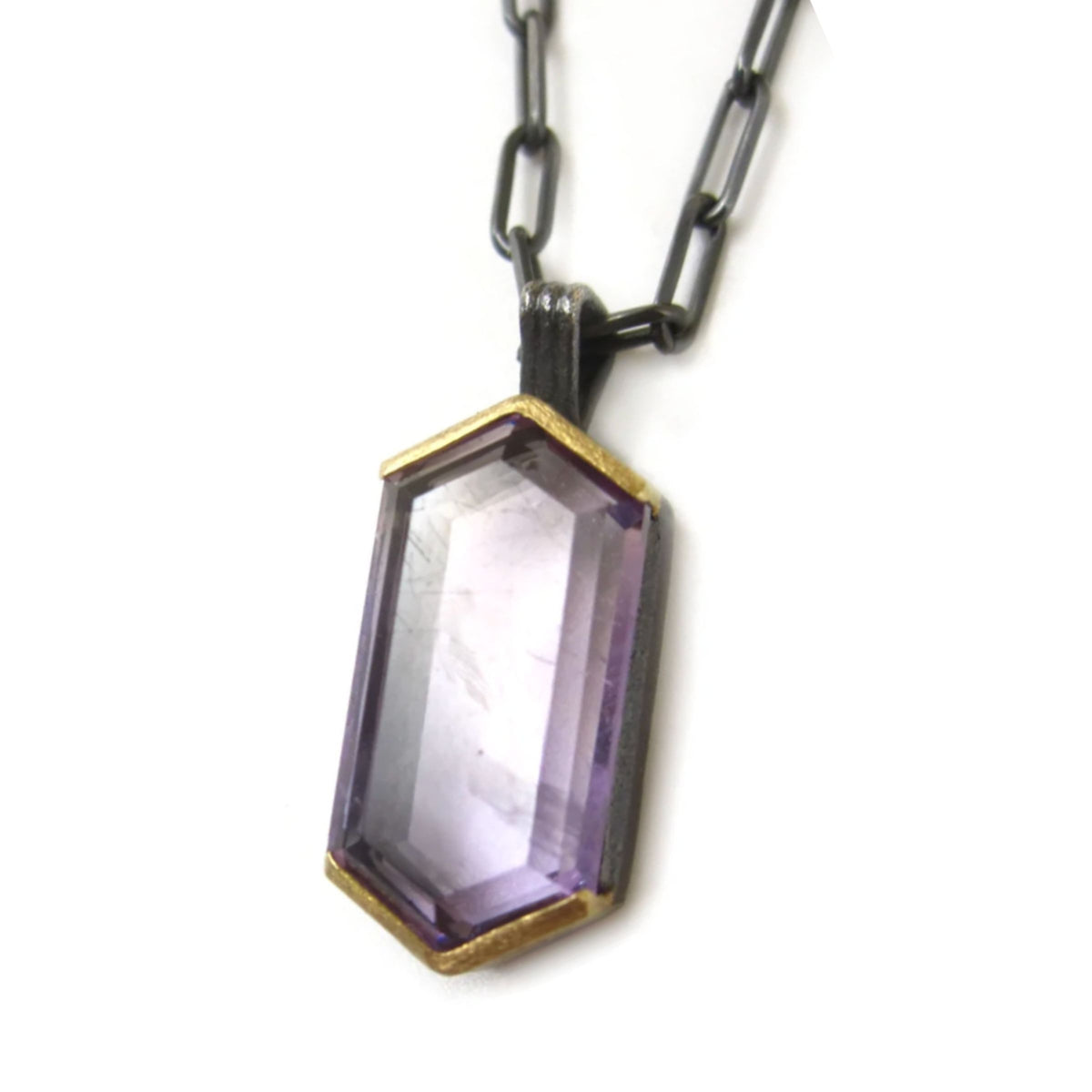 V Bezel Pendant with Baleigh Acebo. January 9, 2027
