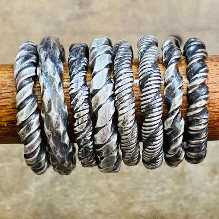 "Let's Twist Again" Twist Cuff Bracelets with Alex Boyd: May 23